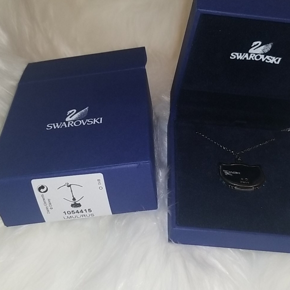 🎉 Host Pick 🥂 LE Swarovski Cheshire Cat Necklace - Picture 6 of 9